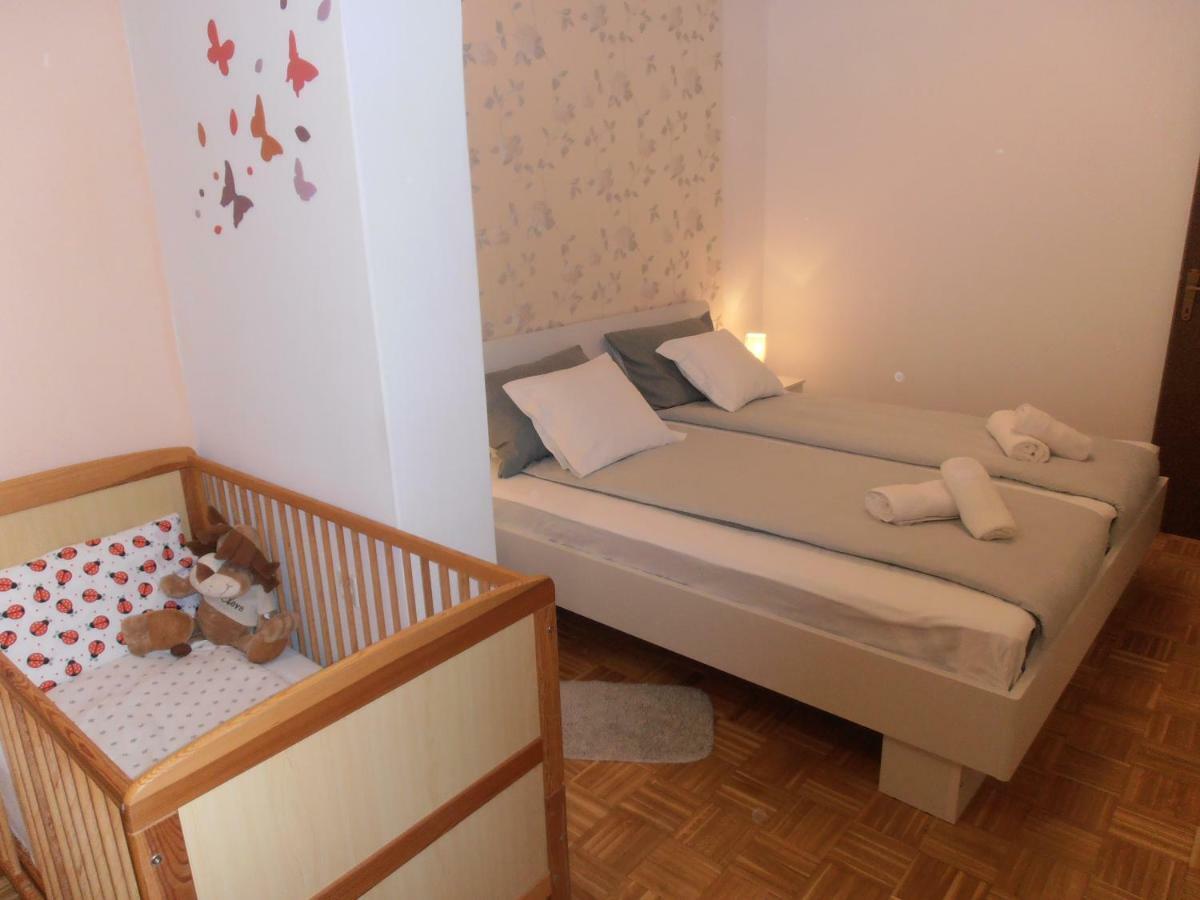 Apartment Steblaj Pula Exterior foto